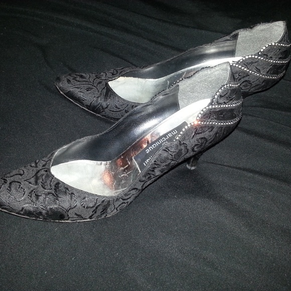 Meet your Posher, Joyce Dean - Picture 7 of 8